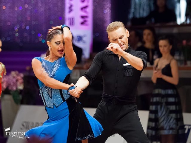 Claudia Kreuzer und Peter Erlbeck in Aktion bei einem WDC-Turnier | Foto: Regina Courtier