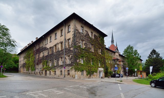 Foto: Foto: Sacré Coeur Pressbaum, (c) Herzi Pinki, Creative Commons, https://commons.wikimedia.org/wiki/File:Sacré_Coeur_Pressbaum_07.jpg, no changes made