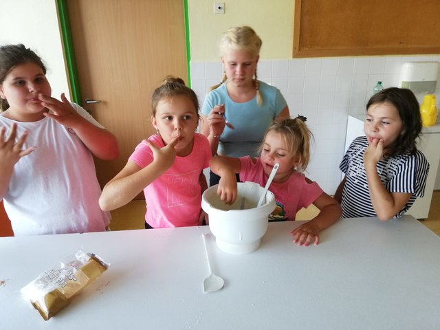 ...kurze Kostprobe... | Foto: Mit BiSS zur Kultur in Rechnitz