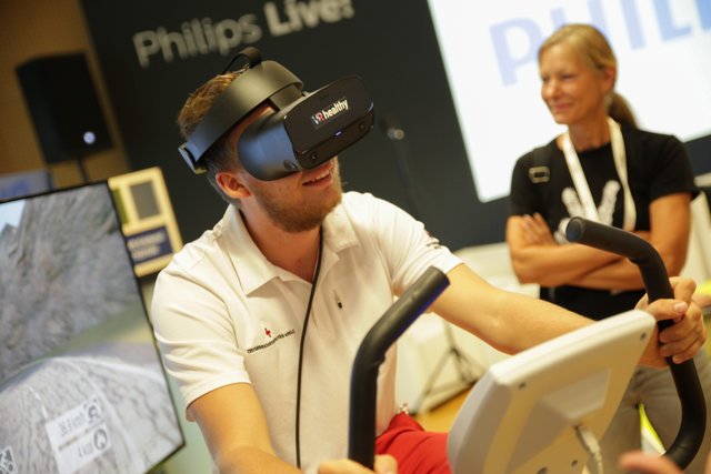 Die Virtual-Reality-Therapiestation wurde nach der Testphase am Ordensklinikum Linz beim European Forum Alpbach der Öffentlichkeit vorgestellt.