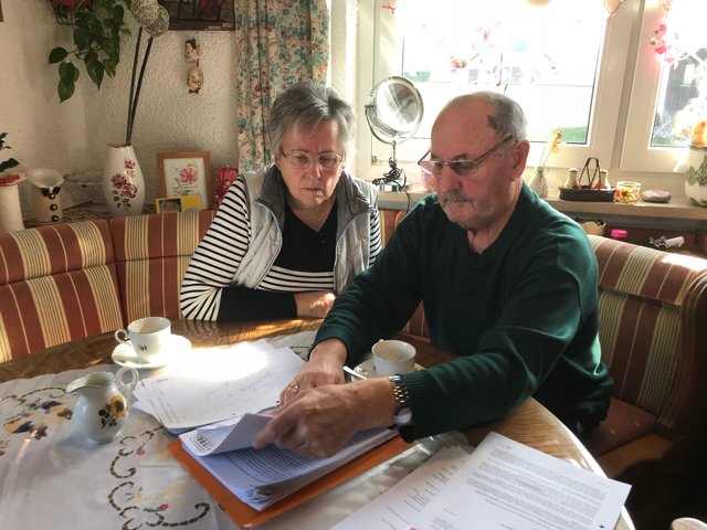 Familie Kreilinger aus Mining droht der Abbruch des Eigenheims.
