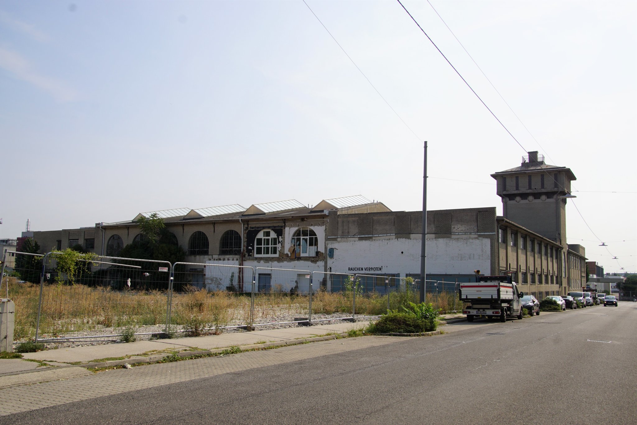 Atzgersdorf: Ehemalige Sargfabrik - Liesing