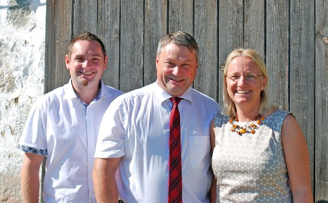 Dieses Trio kandidiert für die Bezirks-SPÖ Schärding bei der Nationalratswahl im September. In der Mitte Karl Walch aus Wernstein als Spitzenkandidat. Auf Platz 2 Anita Rackaseder aus Diersbach und auf den dritten Platz Roland Mayrhofer aus Altschwendt.