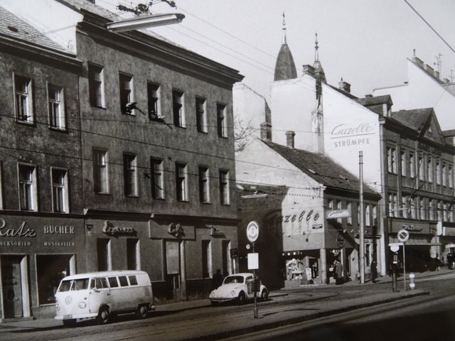 Simmeringer Hauptstraße 84 (Espresso Amon)/ Ecke Gottschalkgasse im Jahr 1975. | Foto: Archiv Bezirksmuseum Simmering