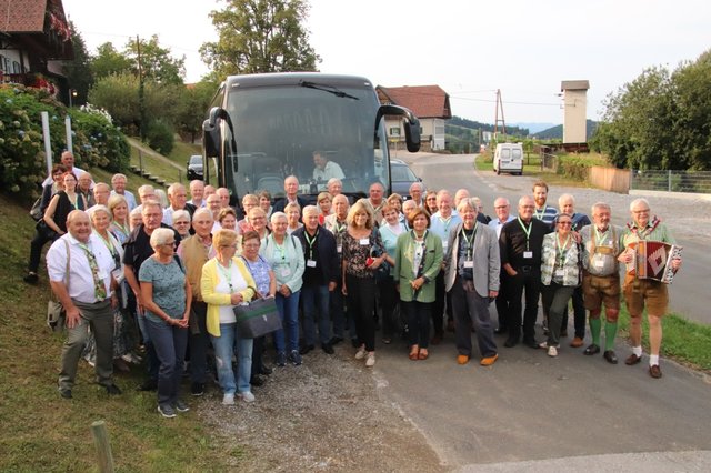 Ganz Europa zu Gast:Walter Wusche (vorne in schwarz) begleitete seine internationalen Kollegen durch das Seminar und die Steiermark.