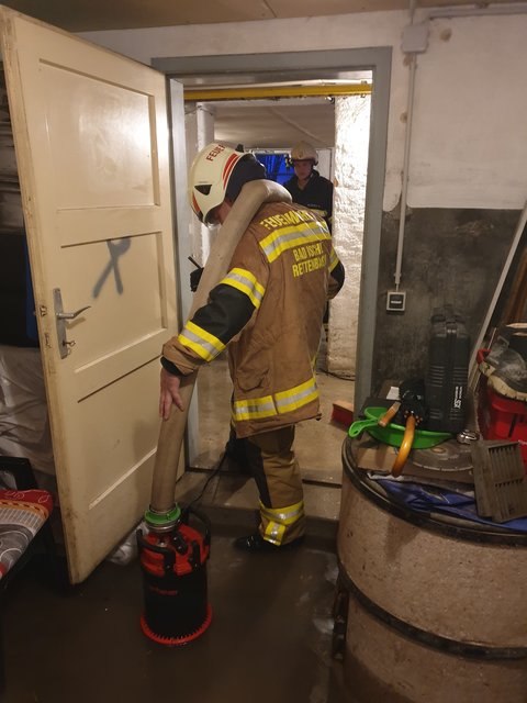 Keller mussten ausgepumpt werden. | Foto: FF Bad Ischl