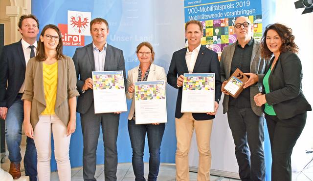 René Zumtobel, Valentina Kofler, Reinhard Jennewein, Martina Abraham , TVB-GF Lukas Kösslhuber, Martin Baltes, Ingrid Felipe. | Foto: Land Tirol/Graus