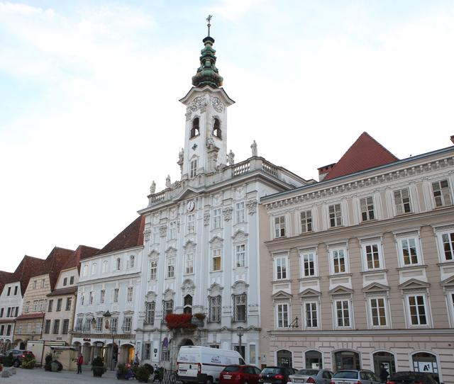 13.07.2019 Open Air Kino: Ausgeflogen - Offizielle Portalseite fr die Stadt Steyr. im Leben sie hat drei Kinder, ist Single und fhrt ihr eigenes Restaurant. Open Air Kino: Ausgeflogen - Steyr - Steyr online - offizielles
