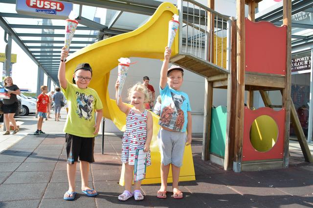 Die Schultüten machen den Kindern den Abschied von den Sommerferien leichter. | Foto: Doris Pichlbauer