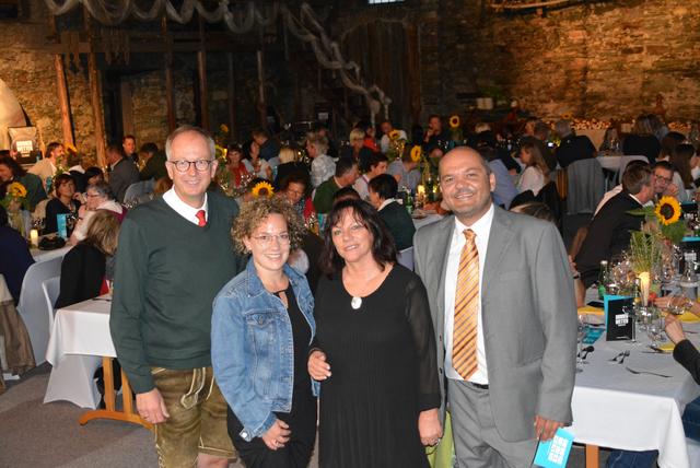Gemeinsam organisierten Gemeinde, Wirtschaft St. Michael und Tourismusverband (Bgm Manfred Sampl, Elisabeth Kalb-Hubauer, Lisbeth Schwarzenbacher, GF Bernd Siorpaes)