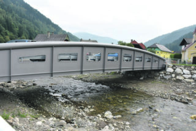 Die „Steidlbrücke“ wird Predlitz vor Hochwasser schützen.