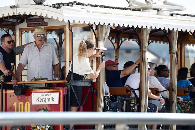 Viele Gäste nutzten die Chance auf eine "historische" Fahrt.