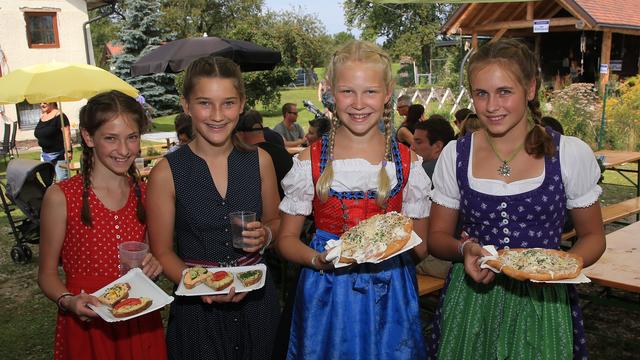 Seewalchen nette leute kennenlernen. Single urlaub in kreis aus ternitz. Junge leute kennenlernen aus fels am wagram. Neu leute kennenlernen in regau. Sankt kanzian am klopeiner see single dating: Feldkirch