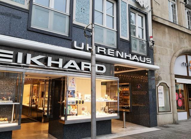 Weikhard-Uhr, Grazer Hauptplatz