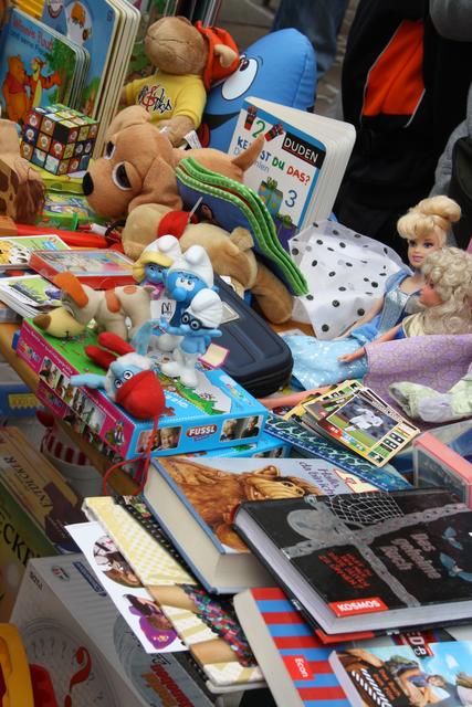 Strahlende Kinder- und Elternaugen beim 8. Grazer Kinder-Sachen-Flohmarkt.