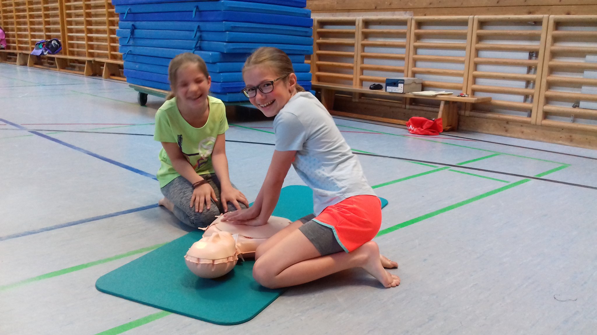 Lebensretter von Morgen: Das "Erste Hilfe im Kindergarten" Ausmalprojekt