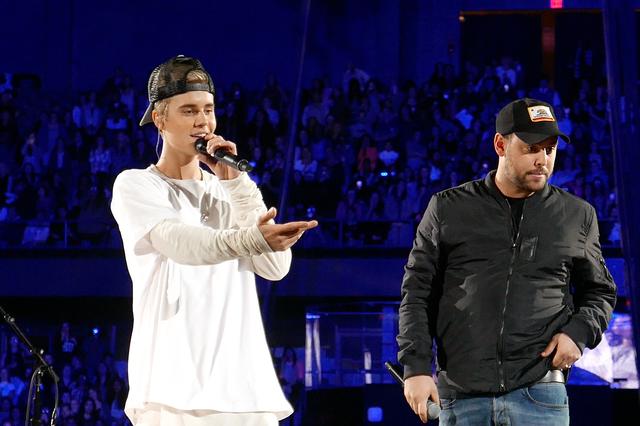 Justin Bieber fällt immer häufiger mit seltsamen Meldungen auf.
