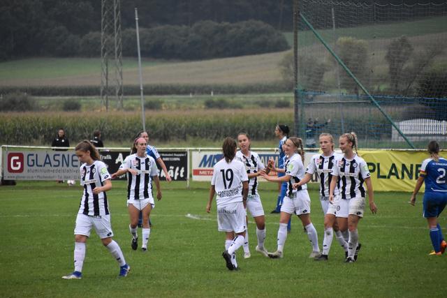 Die SK Sturm Graz Damen feiern im Südburgenland einen klaren 5:1-Auswärtssieg.