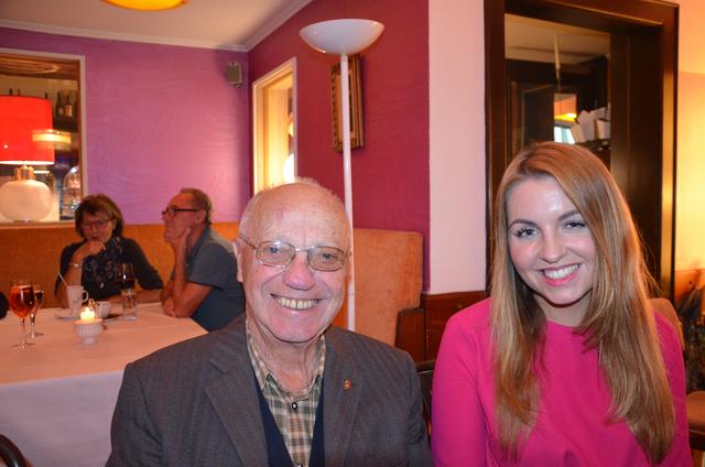 Reinhard Unterdorfer mit Andrea Prerad, Neos-Mitarbeiterin Österreich