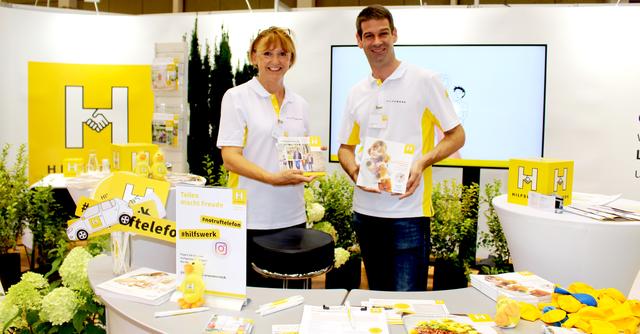 Elisabeth Mayer und Matthias Heiss vom Hilfswerk Niederösterreich konnten am Messestand zahlreiche Besucherinnen und Besucher begrüßen.