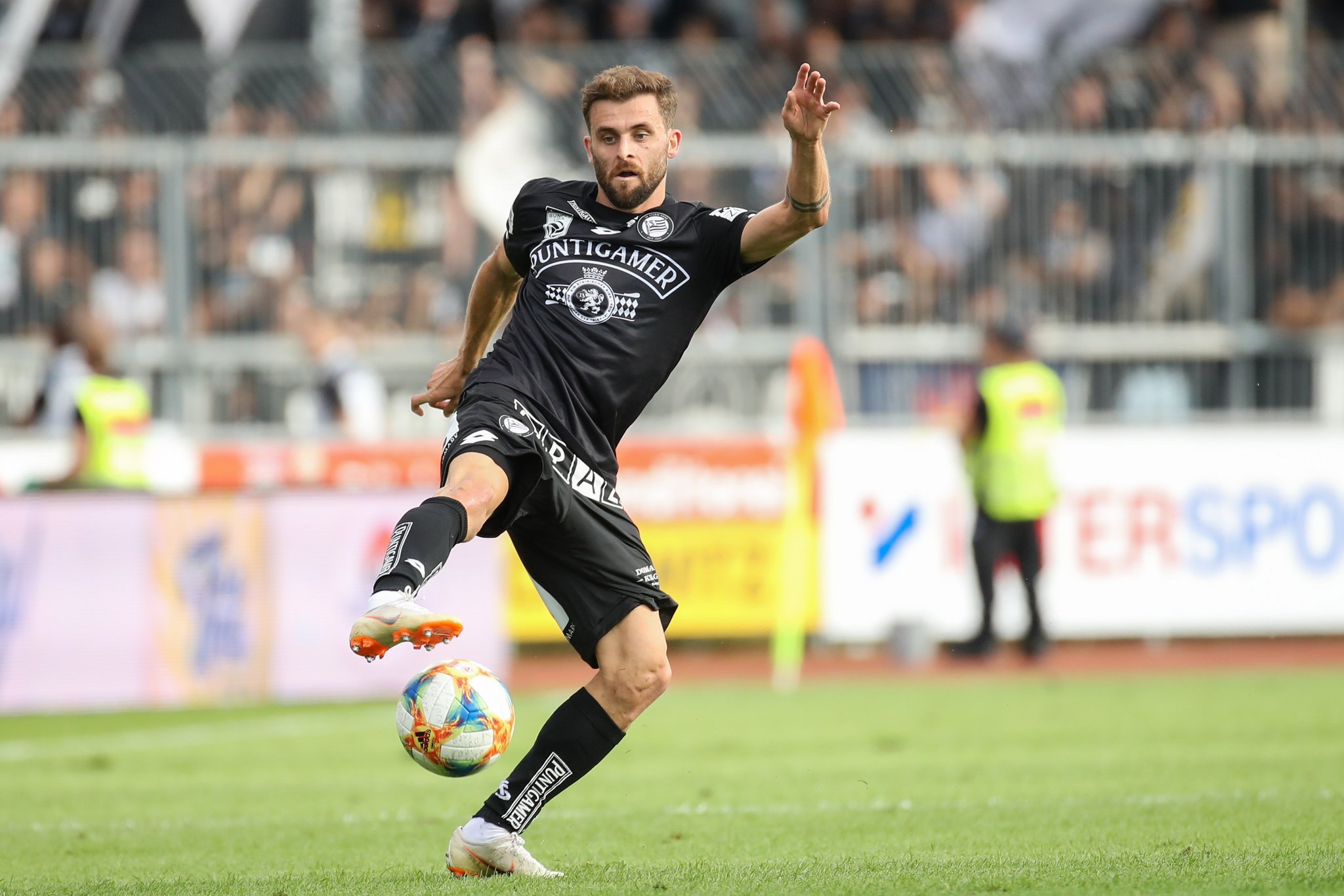 Samstagsspiel: Sturm vs. Lask - Ein Feiertag für Schwarz ...