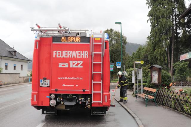 Im Einsatz standen die Feuerwache Reiterndorf, die Hauptfeuerwache Bad Ischl, sowie eine Streife der Stadtpolizei.