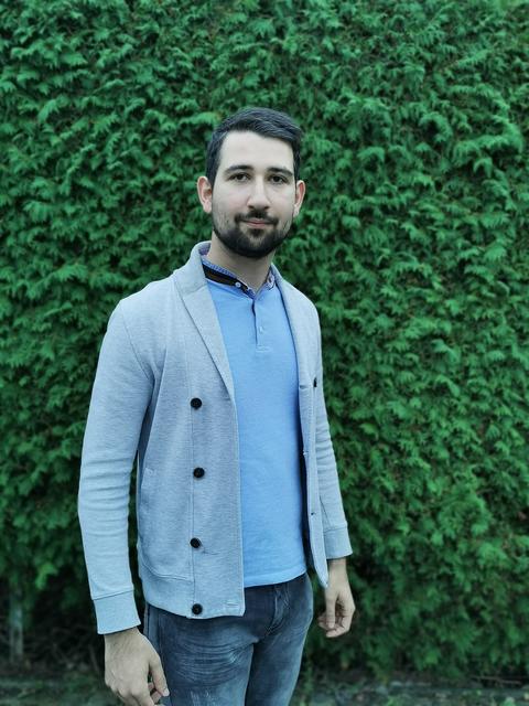 Freut sich auf die ersten Sitzplatzgespräche: Moderator M. Yildiz.