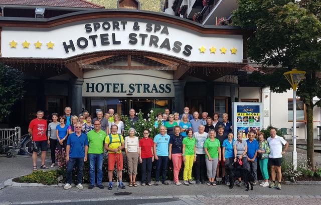 47 Naturfreunde waren gemeinsam unterwegs.