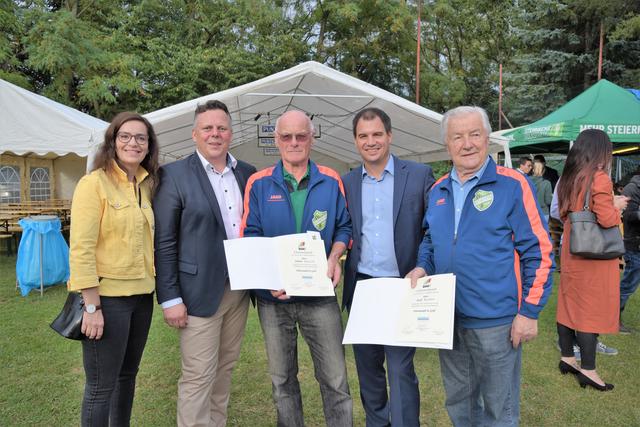 Zahlreiche Politiker stellten sich in Gösting als Gratulanten ein.