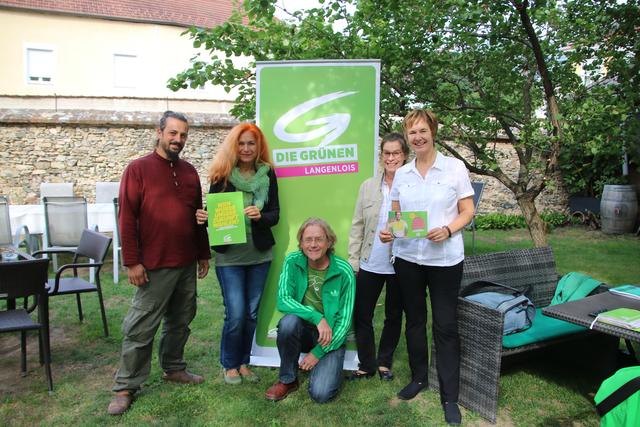 Die Mandatare der LangenloiserGrünen präsentieren das Programm zum Nationalratswahl.