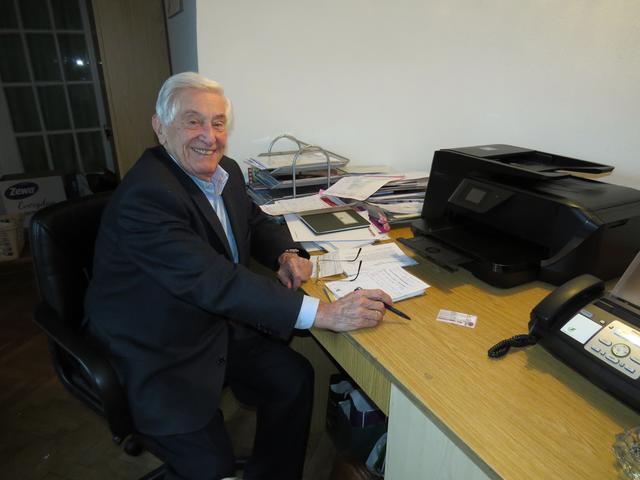 Der ehemalige Bezirksvorsteher Kurt Landsmann war mit der Volkshilfe für Menschen in sozialen, finanziellen oder rechtlichen Notlagen da. | Foto: Krammer