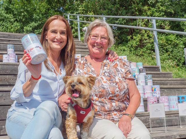 Am Welttierschutztag sind selbstverständlich auch Haustiere in den Häusern zum Leben herzlich willkommen. | Foto: KWP/Maisblau (4)