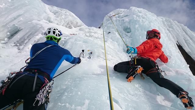 Der Berg ruft in Tirol im Sommer und im Winter.