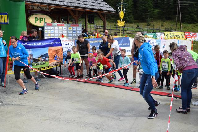 Die Kids starteten mit voll Elan in den Bewerb. | Foto: Union Sportverein Krakauebene/Siebenhofer