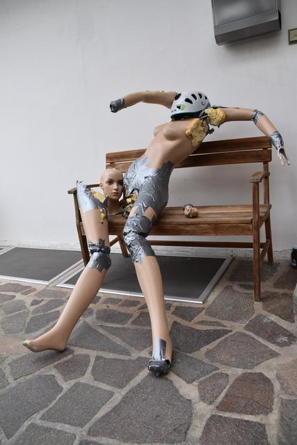 Dieser Crashtest-Dummy musste für die AV-Sicherheitstutorials zum Klettersteiggehen dran glauben ... | Foto: Kainz