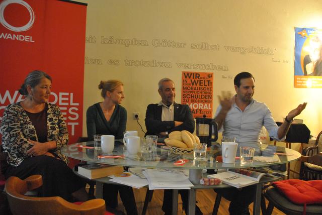 Diskutierten in der "Politik Traffik": Doro Blancke, Daniela Platsch, Peter Vogl und Fayad Mulla.
