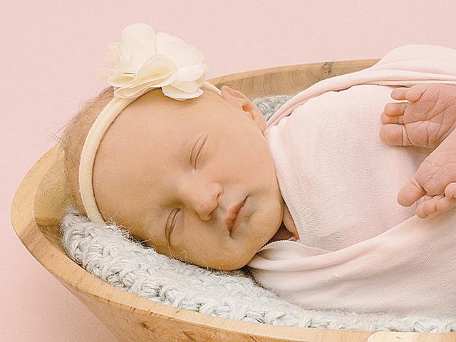 MELISSA
 - Eltern: Tamara Sumann und Lukas Weitgasser