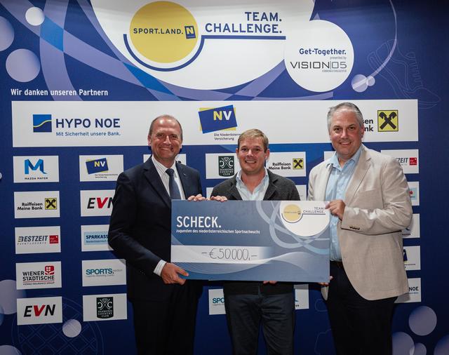 Bernhard Lackner (Vorstandsdirektor NV), Christoph Henneis (SPORT.LAND.Niederösterreich), Michael Swoboda (Hypo NÖ)