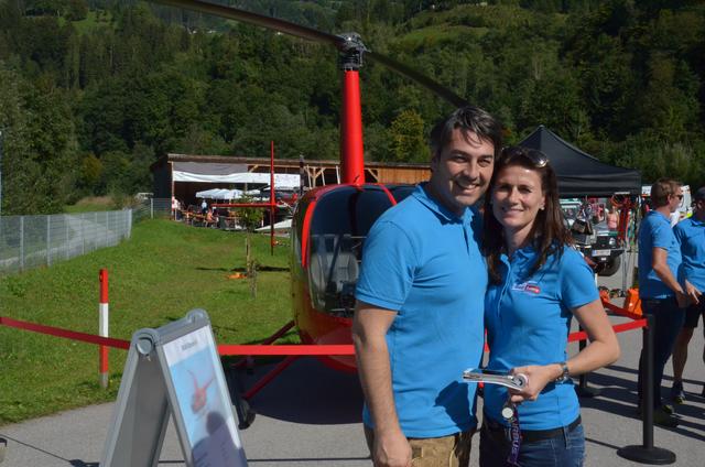 Roy und Saskia Knaus luden zum Tag der offenen Tür auf das Firmengelände von Heli Austria nach St. Johann. 