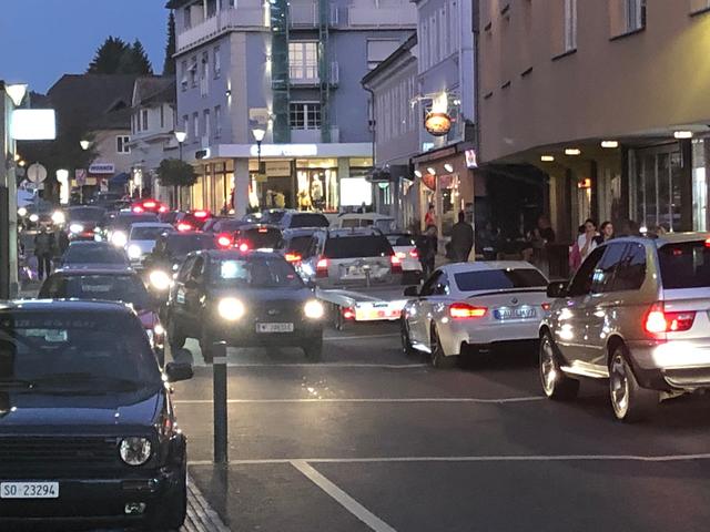 In der Rubrik Erotik Velden am Wrthersee finden Sie 20 Erotikanzeigen, u.a. Wenn du eine echt geile, sehr mollige, Frau mit riesigen Titten im Hotel besuchen willst melde dich. Suche eine Sie fr ein Treffen TG wird bezahlt noch heute. Erotik Velden am Wrthersee | Locanto Erotik Dating