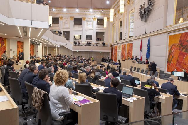 Was wünschen sich unsere Leser von der neuen Regierung?
