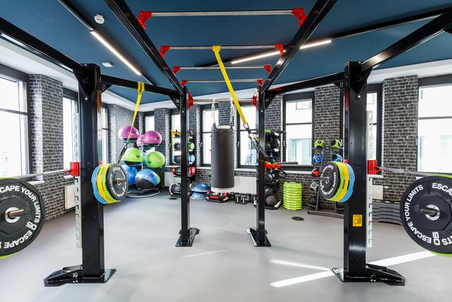 Neben klassischen Cardio- und Kraftgeräten gibt es eine "Functional Area" mit allem, was das Fitness-Herz höherschlagen lässt. | Foto: Getfit