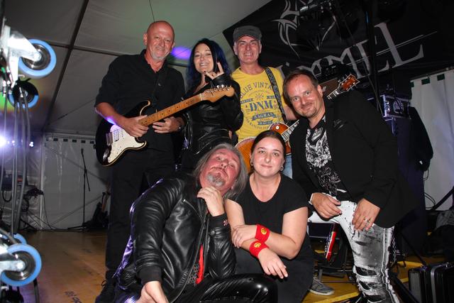 Die Rock-Band Himmel eröffnete den Rock-Abend.