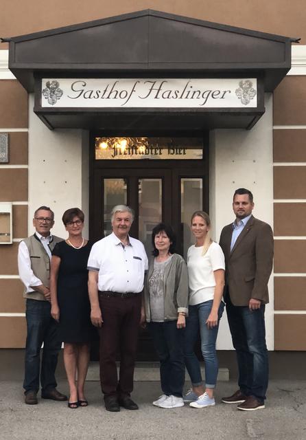 Rupert und Elisabeth Haslinger, Wilhelm und Brigitte Rois sowie Sigrid und Manuel Haslinger.
