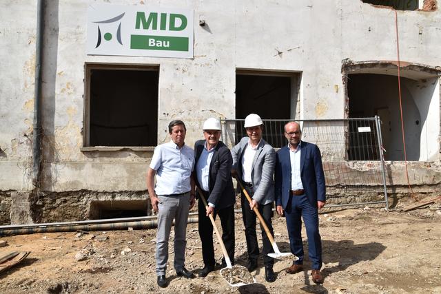 Heute wurde der Spatenstich für das Großprojekt durchgeführt