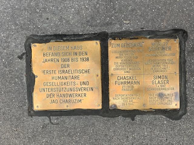 Ein Rundgang stummer Zeugen: Auf die Spuren jüdischen Lebens begab sich ein Spaziergang der besonderen Art in der Brigittenau.