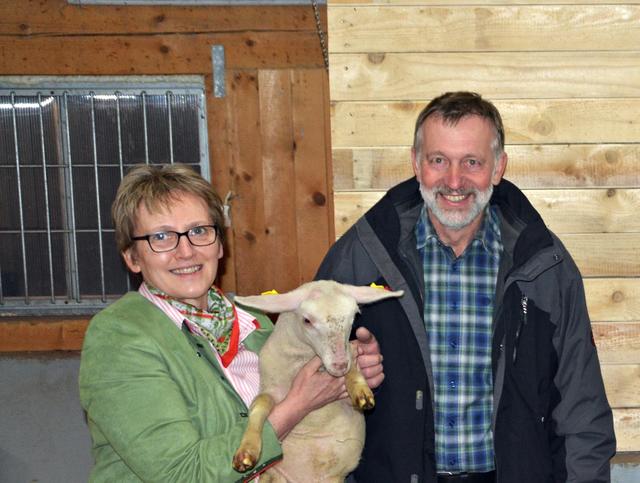 Bezirksbäuerin Veronika Heinz und Lilienfelds Bauernbundobmann Reinhold Mader kennen die (Existenz-)Sorgen der Landwirte.