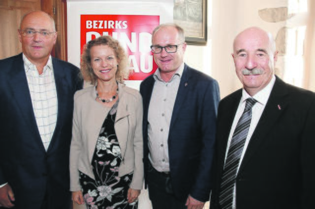 WKO-Obleute: Christoph Wiesner (Ried), Andrea Danda-Bäck (LL),  Günther Baschinger (Grieskirchen) und Manfred Benischko (LL, v. l.). | Foto: Andreas Maringer
