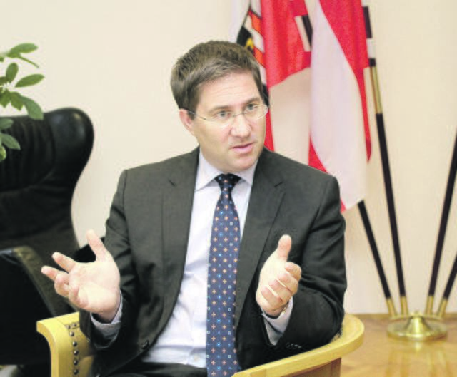 Andreas Rabl lenkt seit 2015 die Geschicke der Stadt Wels.
