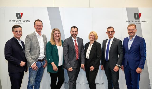 Das neue Team des WB Pinzgau: Kurt Katstaller, Georg Segl, Eva Reifmüller, Hans-Otto Resl, Doris Wallner, Philipp Nill und Präsident Manfred Rosenstatter. | Foto: WB
